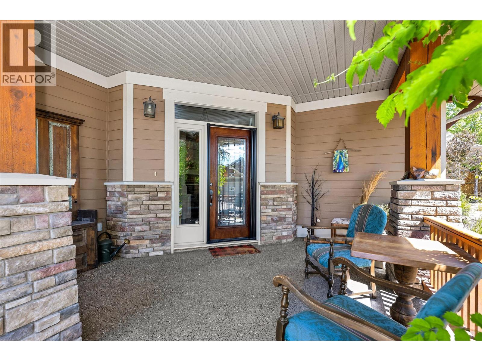 4111 Camelback Way