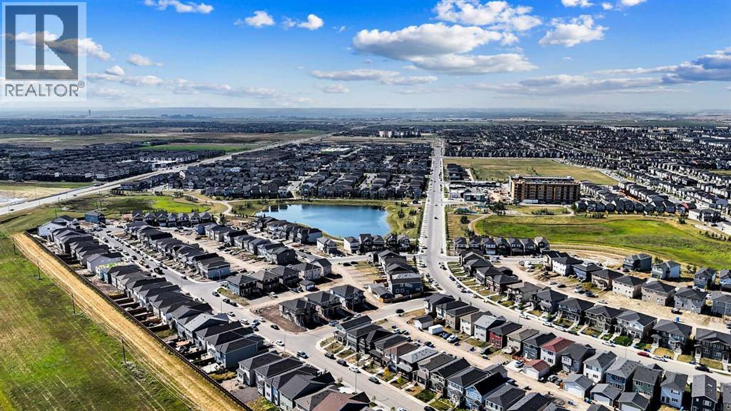 21 Cornerbrook Lane NE