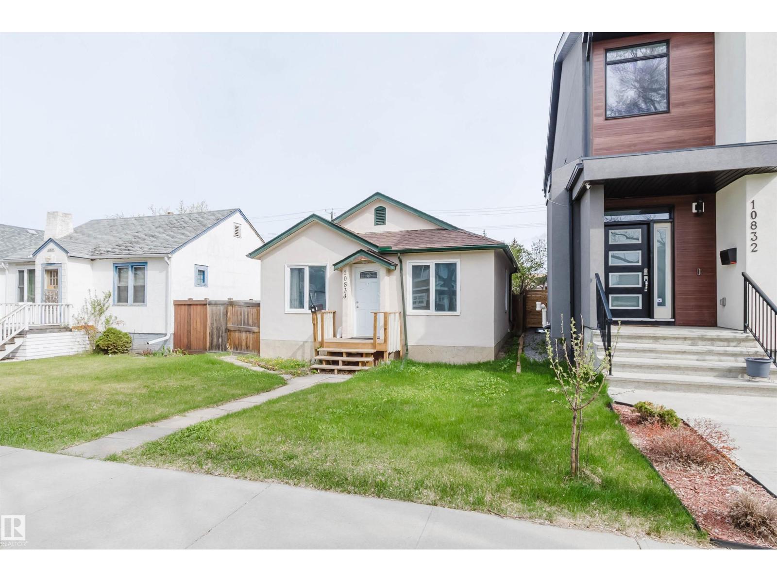 10834 75 AV NW