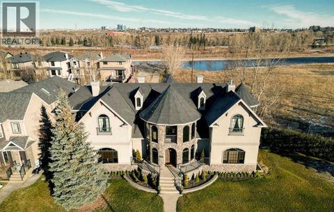 2248 9 Avenue SE Calgary AB T2G5P7