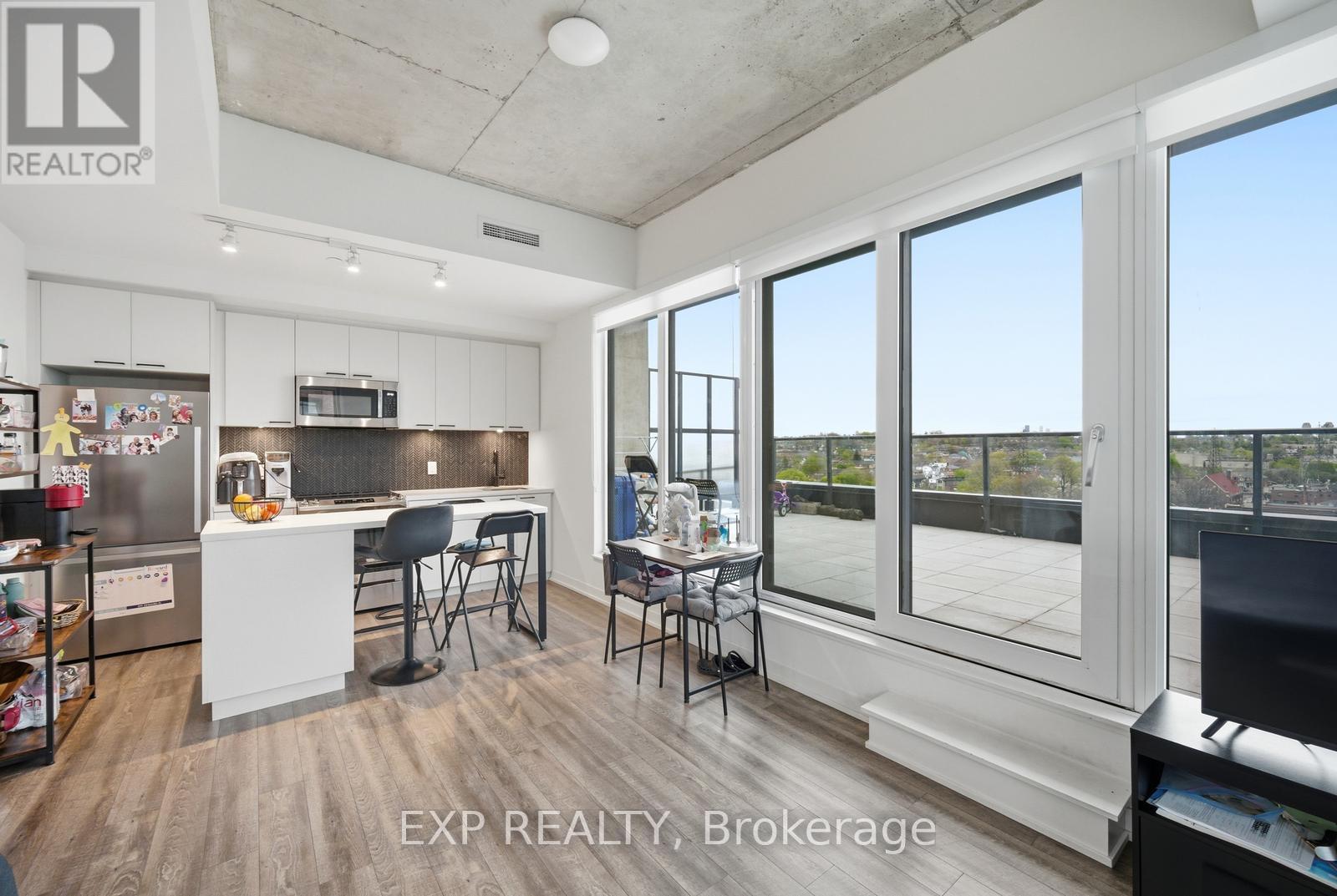 804 - 1808 ST CLAIR AVENUE W