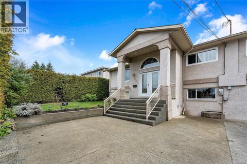 4325 Dieppe Rd Saanich BC V8X2N4