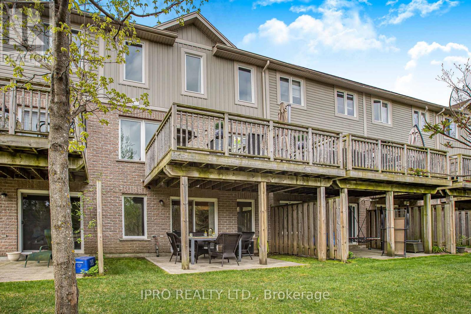 62 - 105 PINNACLE DRIVE