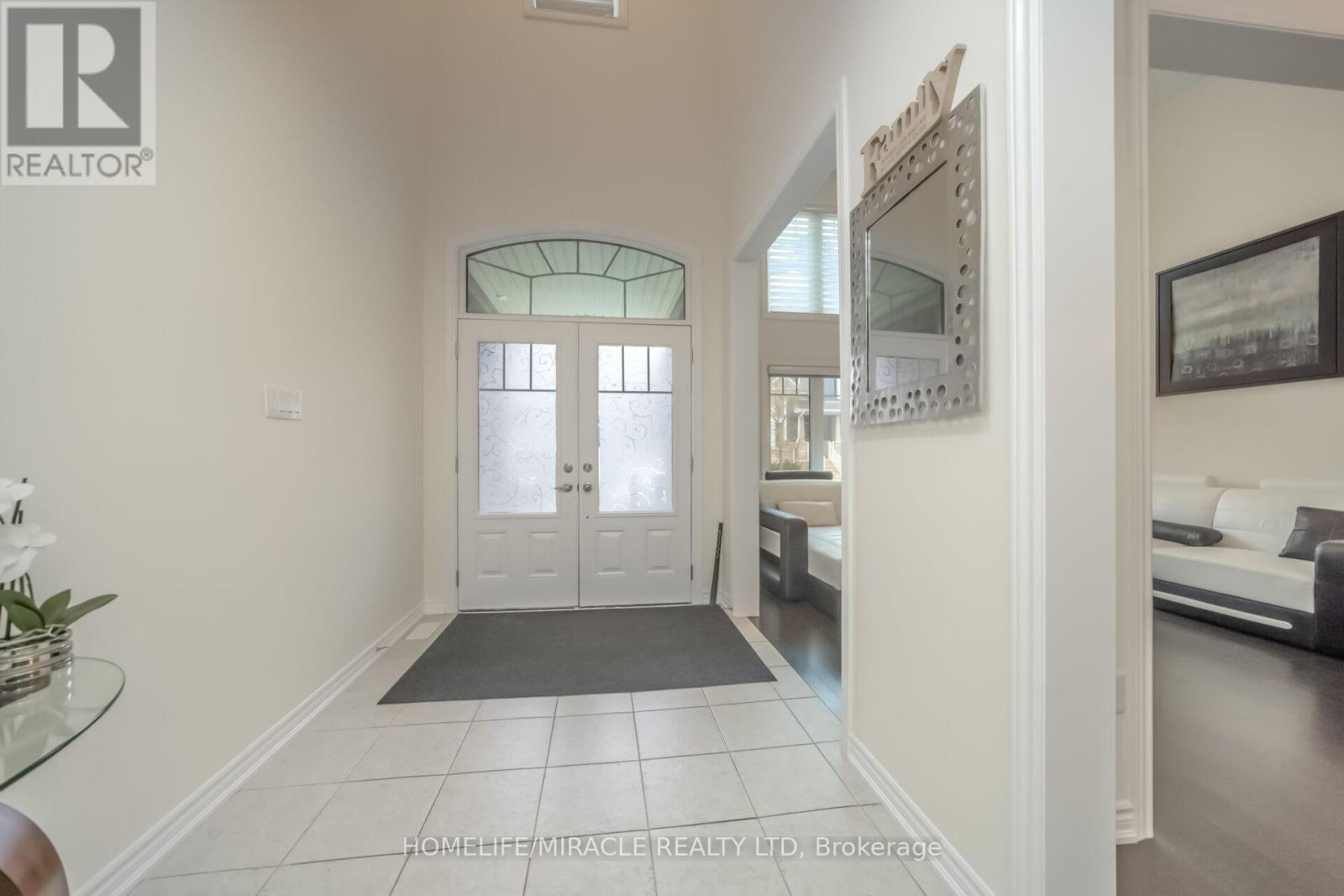 11 - 30 EMENY LANE