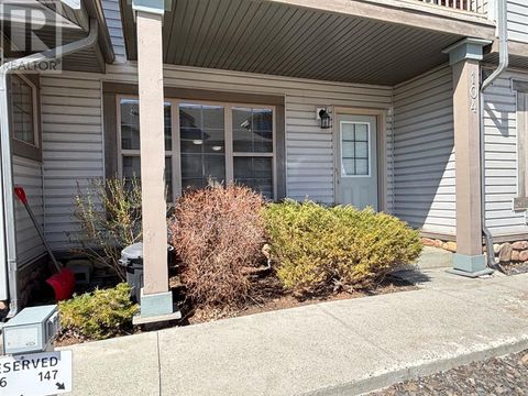 104, 19 Everridge Square SW Calgary AB T2Y5J6