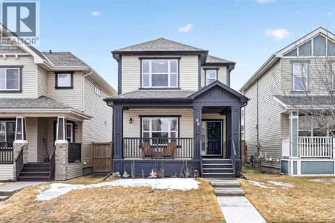 47 Copperpond Heights SE Calgary AB T2Z0W8