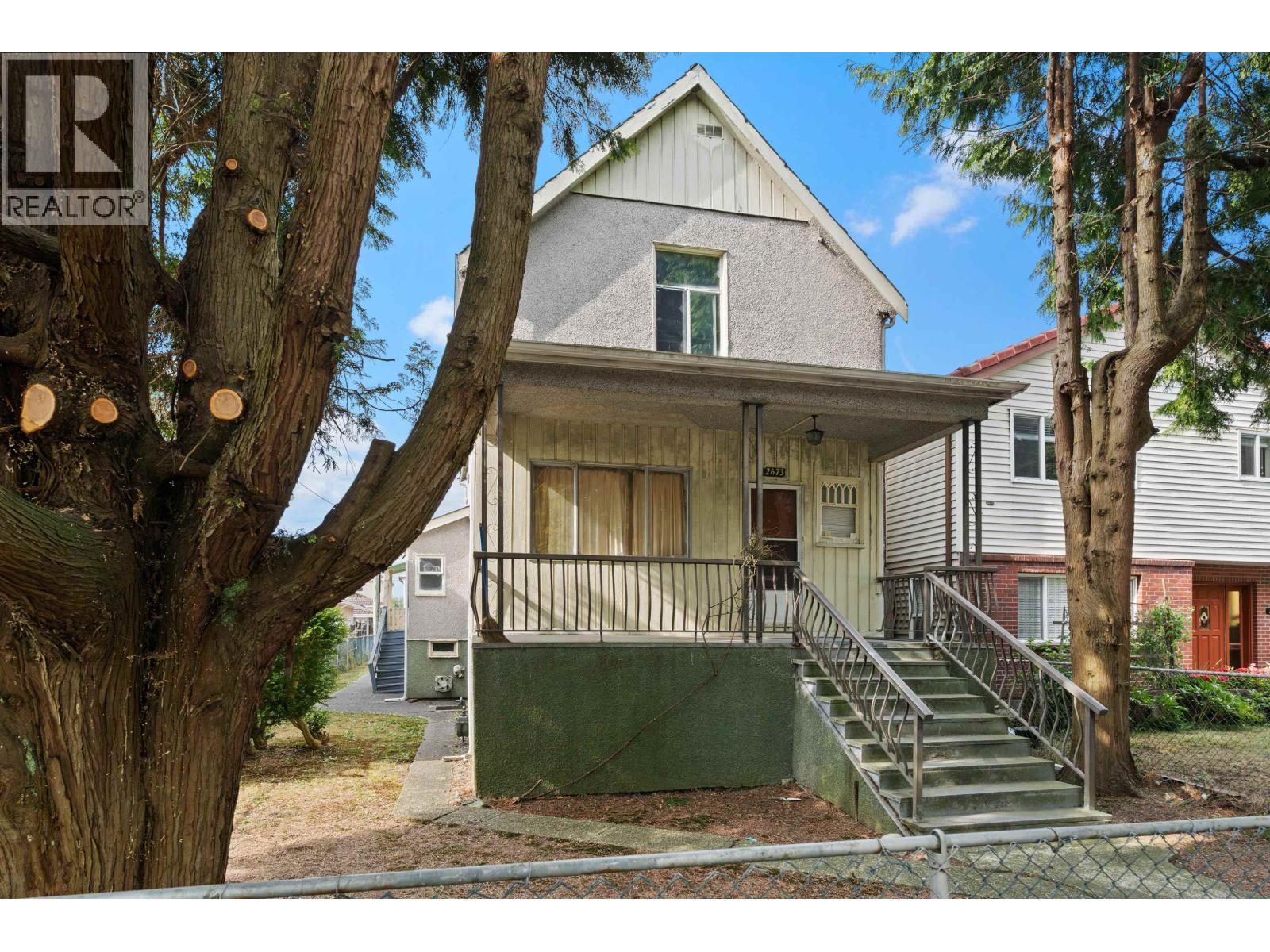 2673 PANDORA STREET