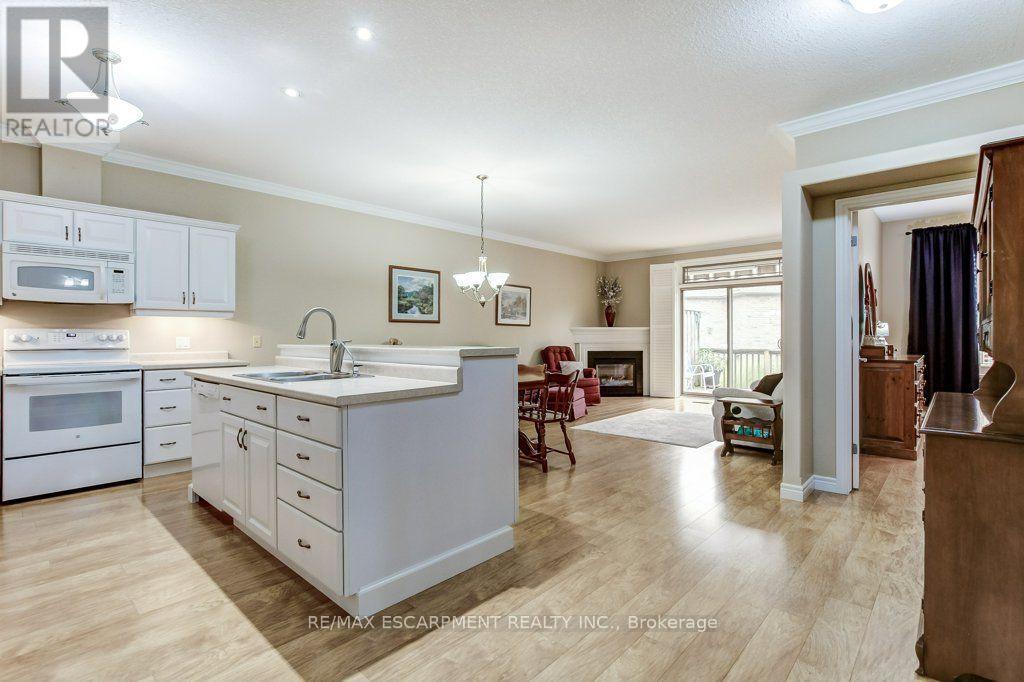 109 - 20 ISHERWOOD AVENUE