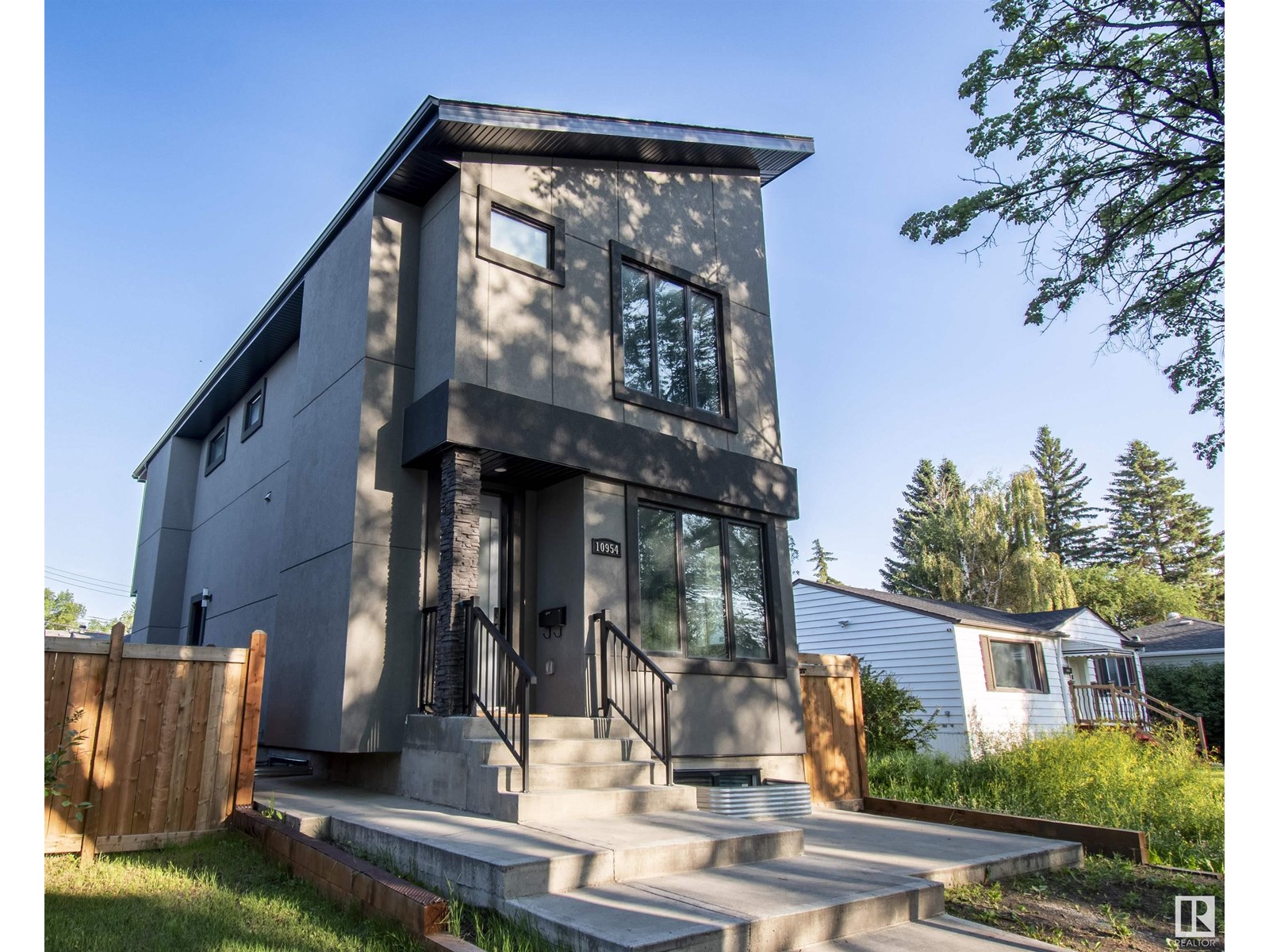 10954 135 ST NW