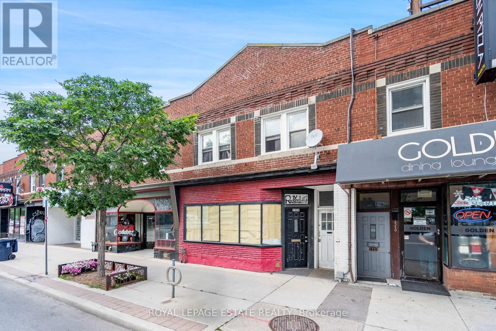 2354 DANFORTH AVENUE