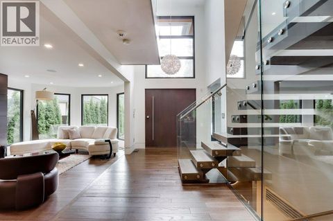 4577 CAPILANO ROAD North Vancouver BC V7R4K3