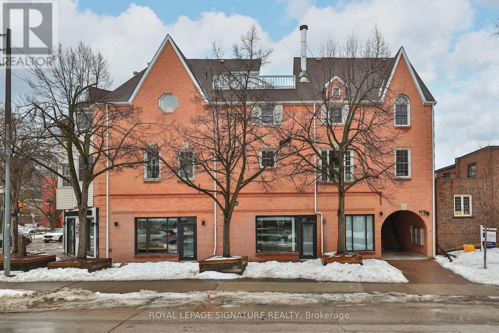 6 - 101 GLEN MANOR DRIVE