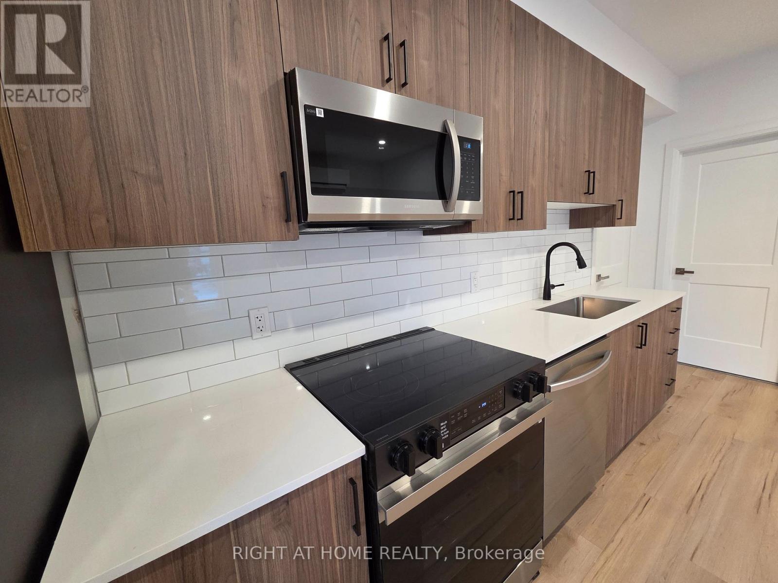 1R - 55 CAMBERWELL ROAD