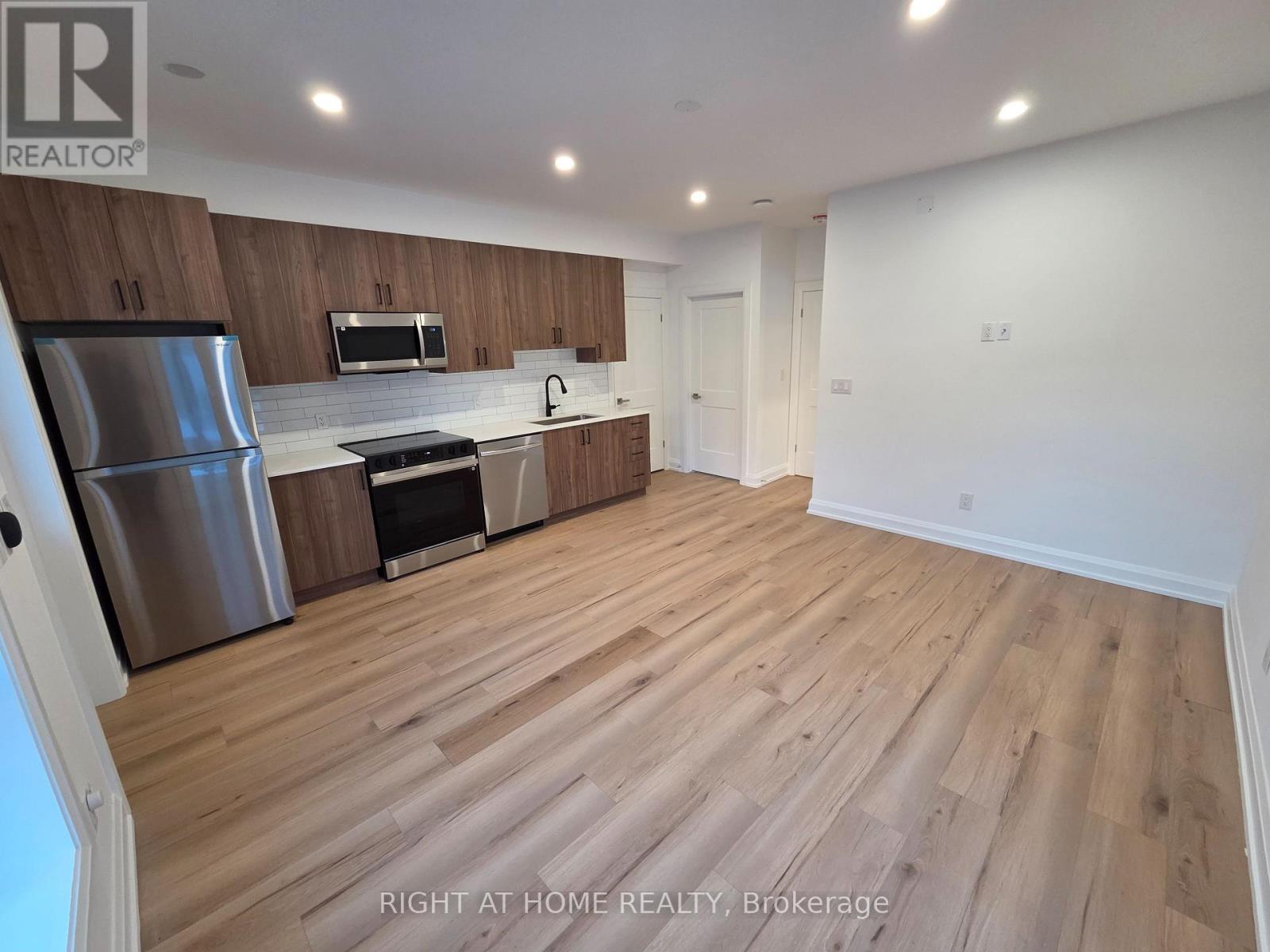 1R - 55 CAMBERWELL ROAD