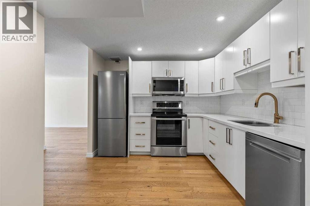 206, 1011 12 Avenue SW