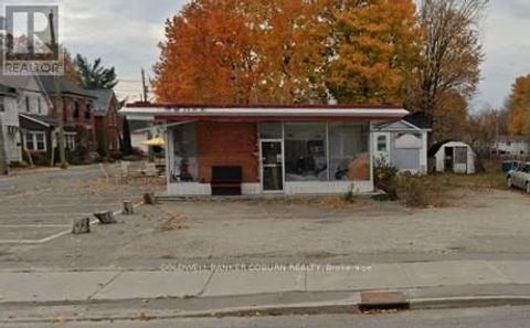 34 WILSON STREET W Perth ON K7H2N2