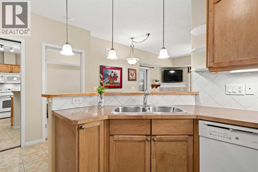 2241, 48 Inverness Gate SE