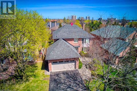 2075 BANBURY CRESCENT Oakville (RO River Oaks) ON L6H5P8