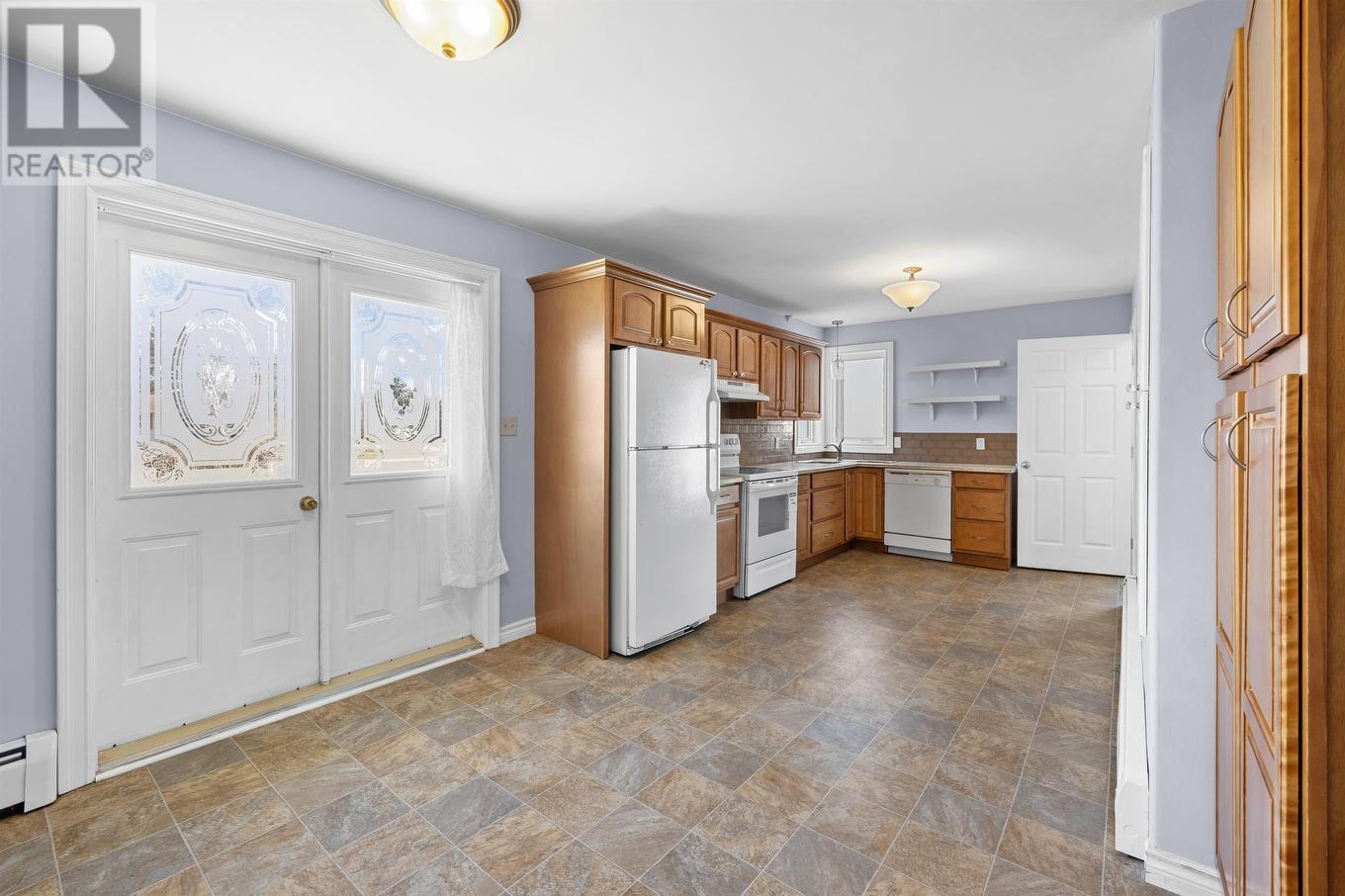 118 Maple Avenue