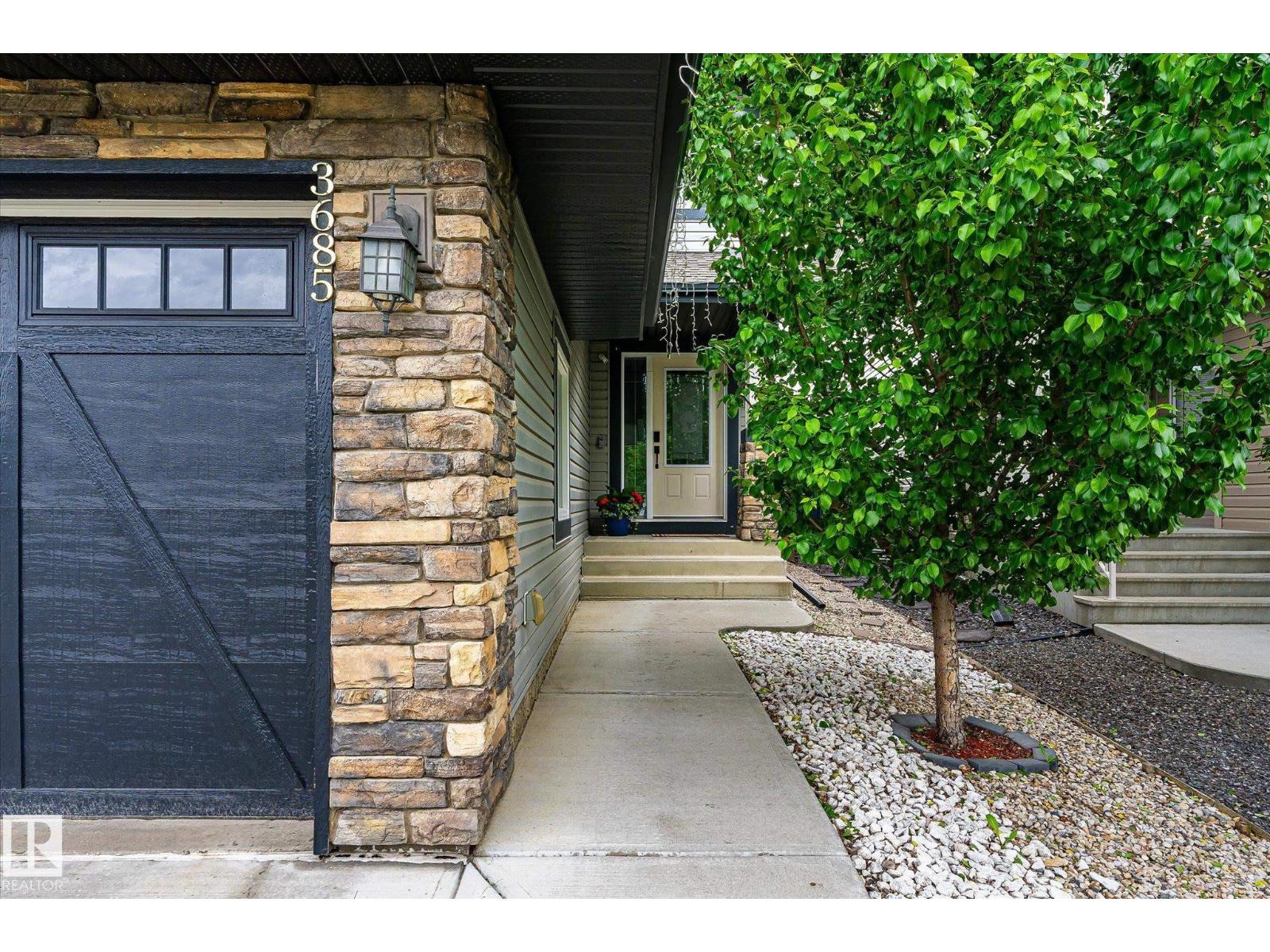 3685 WESTCLIFF WY SW