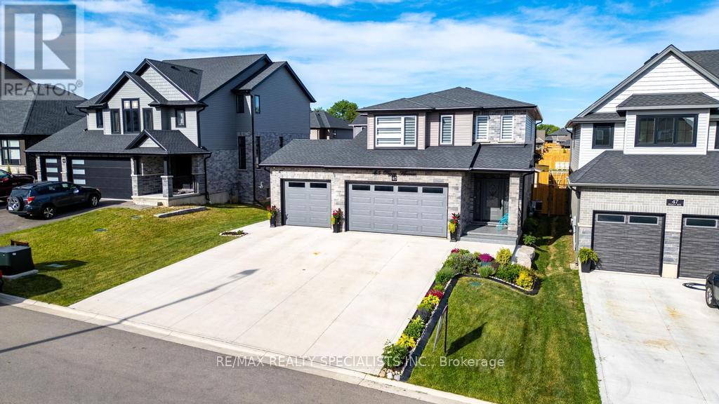 Photo 1 of 50 — 45 PEGGY AVENUE, South-West Oxford (Mount Elgin), ON N0J1N0