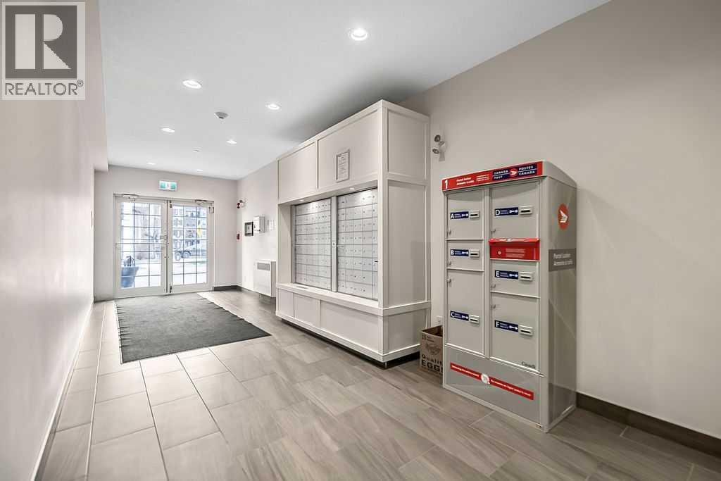 4112, 215 Legacy Boulevard SE