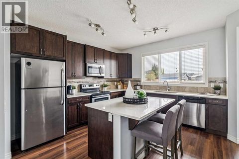 91 River Heights Green Cochrane AB T4C0Y4