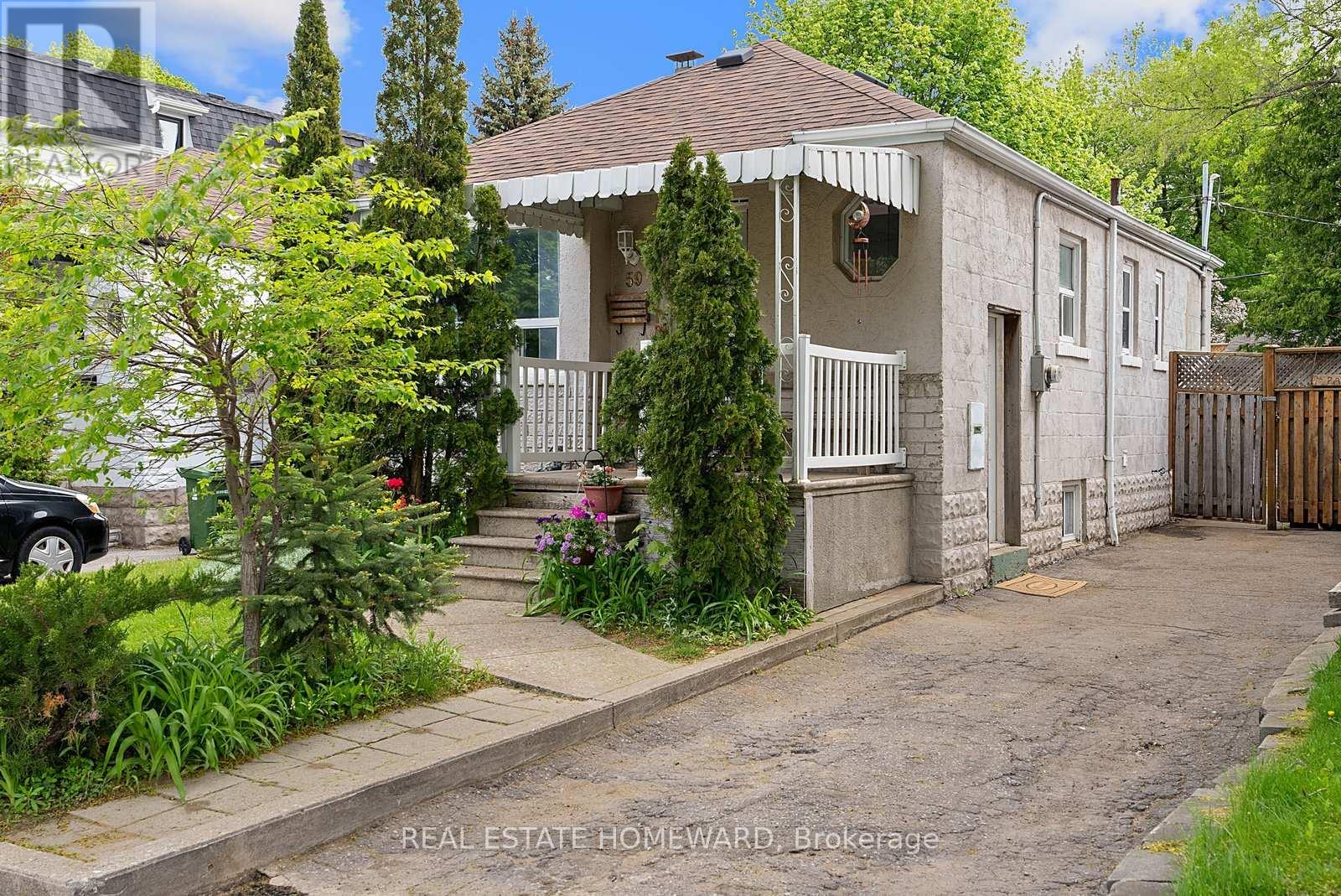 59 MANDERLEY DRIVE