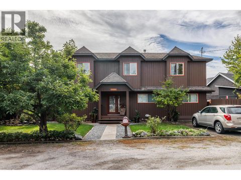 582 Radant Road Kelowna BC V1W1A2