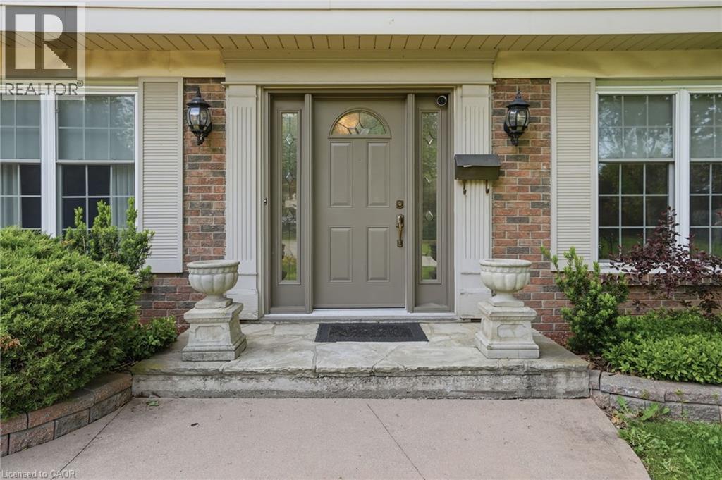 39 MAUREEN Avenue
