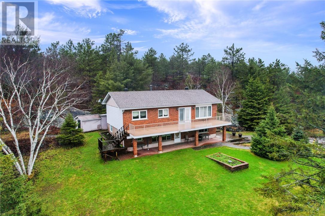 26 Horseshoe Lake Road