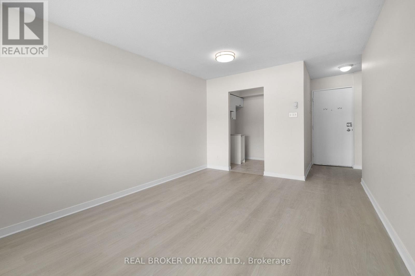 103C - 2041 ARROWSMITH DRIVE