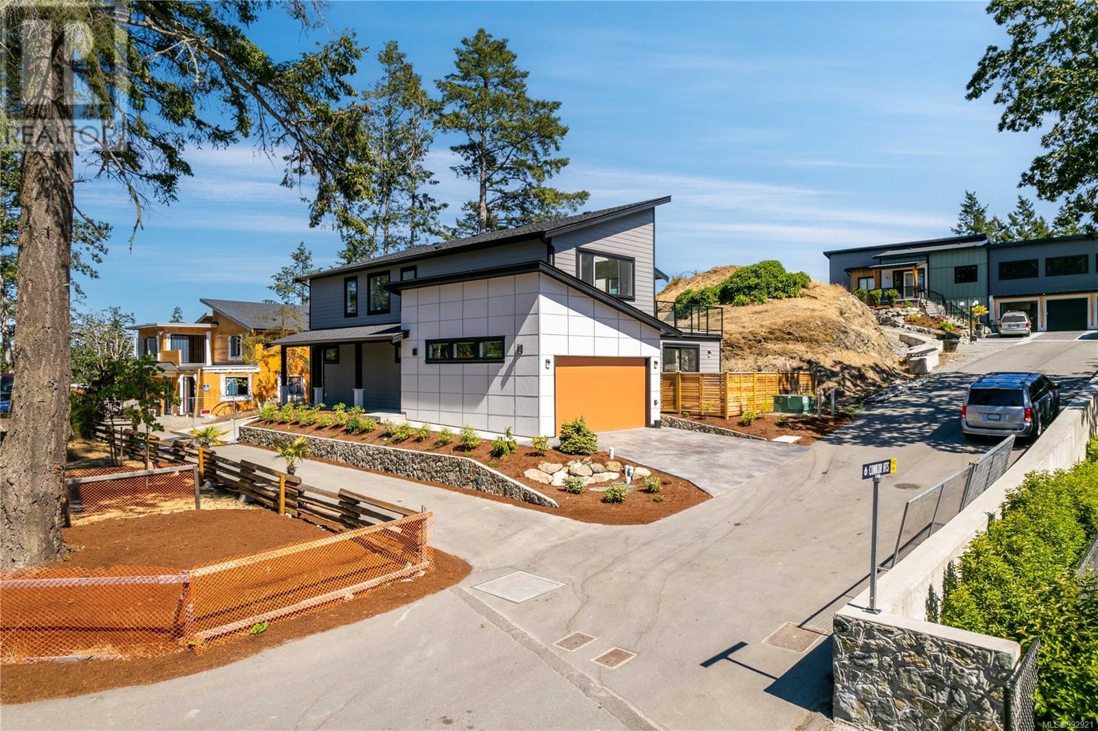 231 Heddle Ave