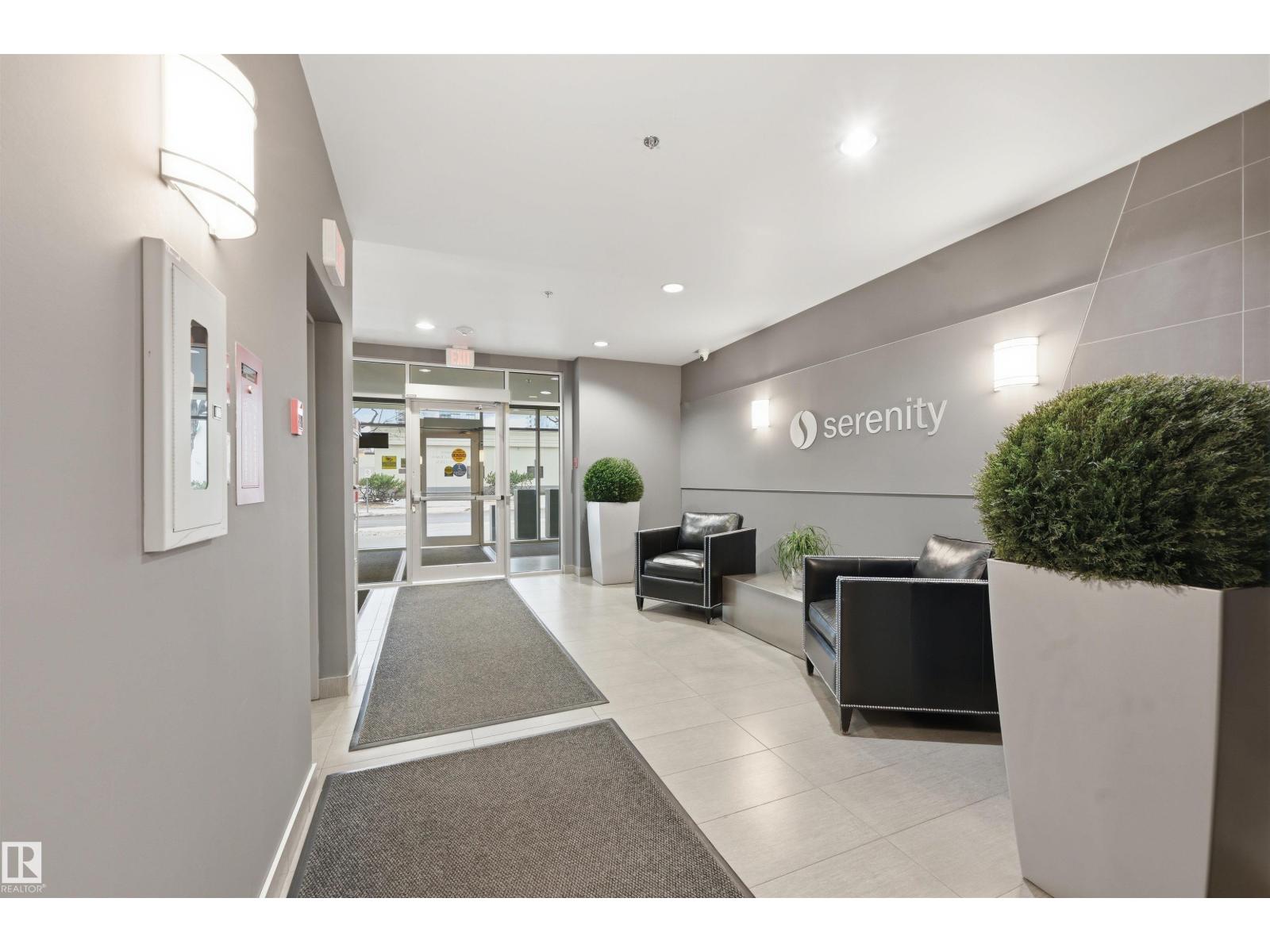 #805 10055 118 ST NW