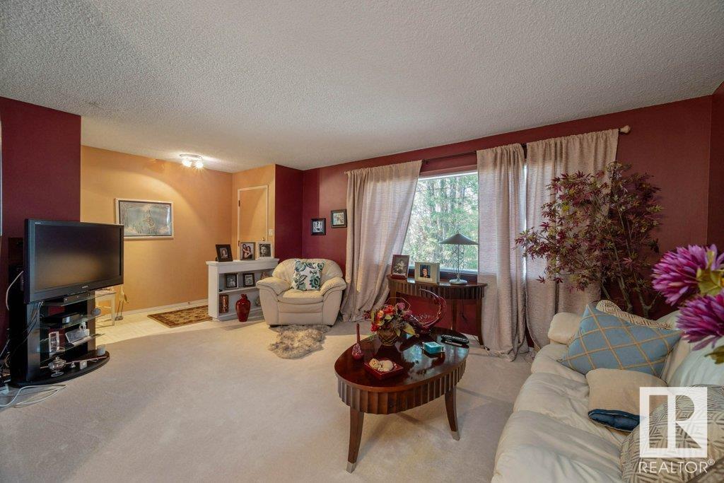 12909 70 ST NW