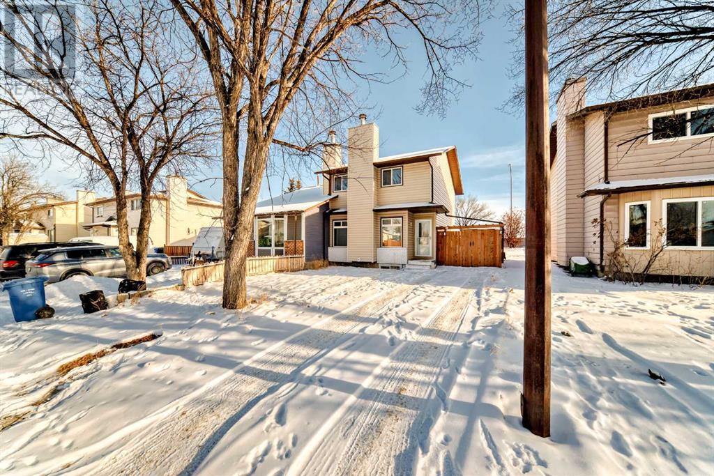 67 Castleglen Road NE