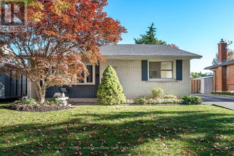 292 REDFORD CRESCENT Stratford ON N5A1P5