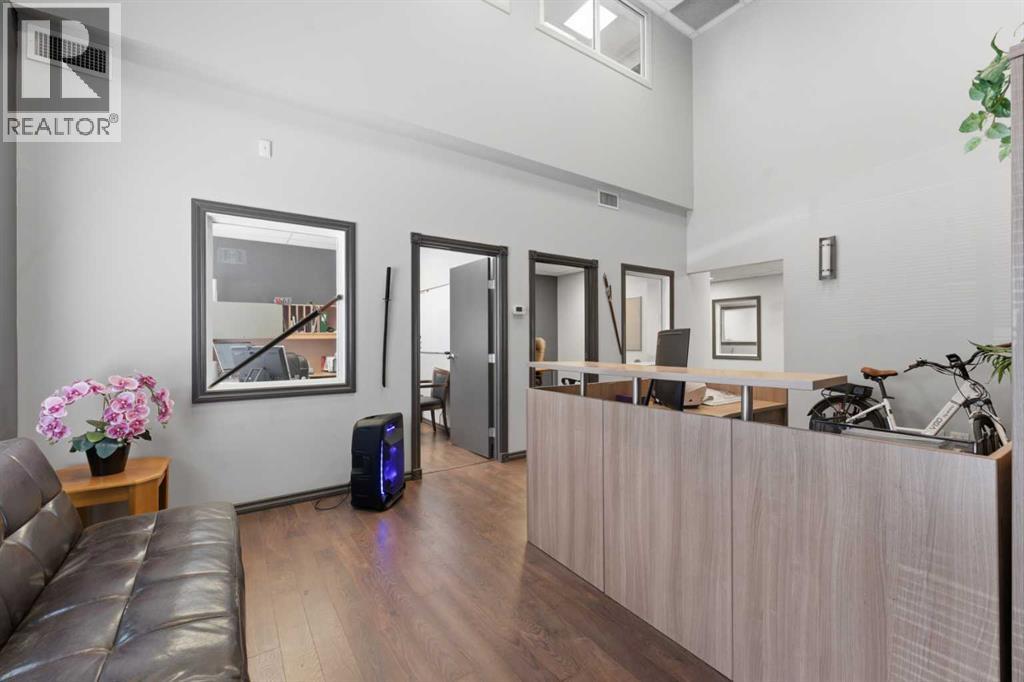 7, 10 Wrangler Place SE