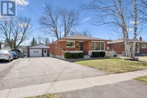 16 KENWOOD CRESCENT Guelph (Junction/Onward Willow) ON N1H6E5