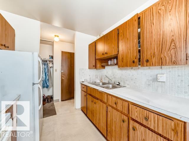 #202 10835 114 ST NW