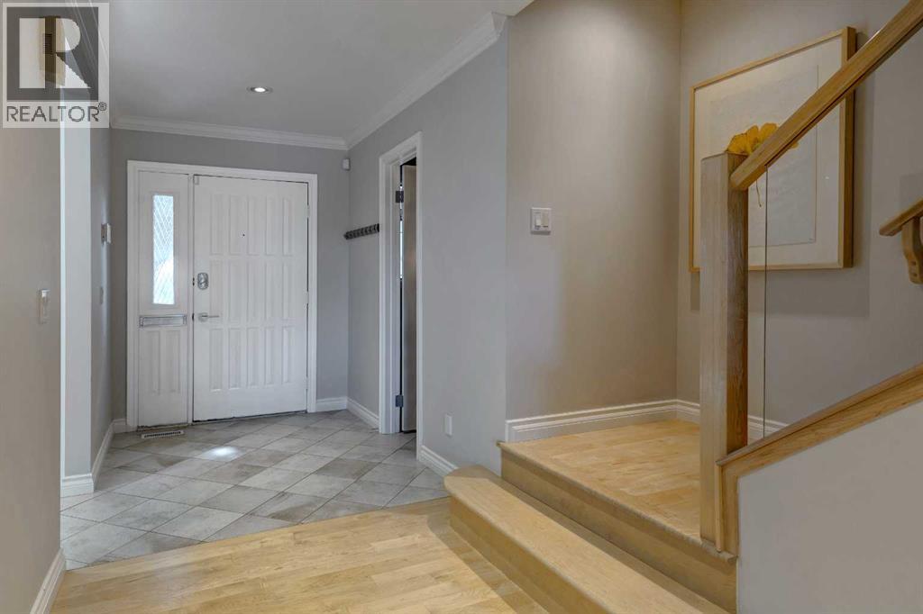 23, 3201 Rideau Place SW