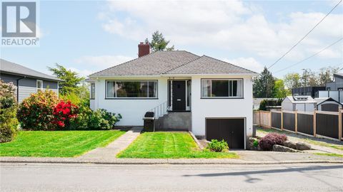903 Shirley Rd Esquimalt BC V9A6M3