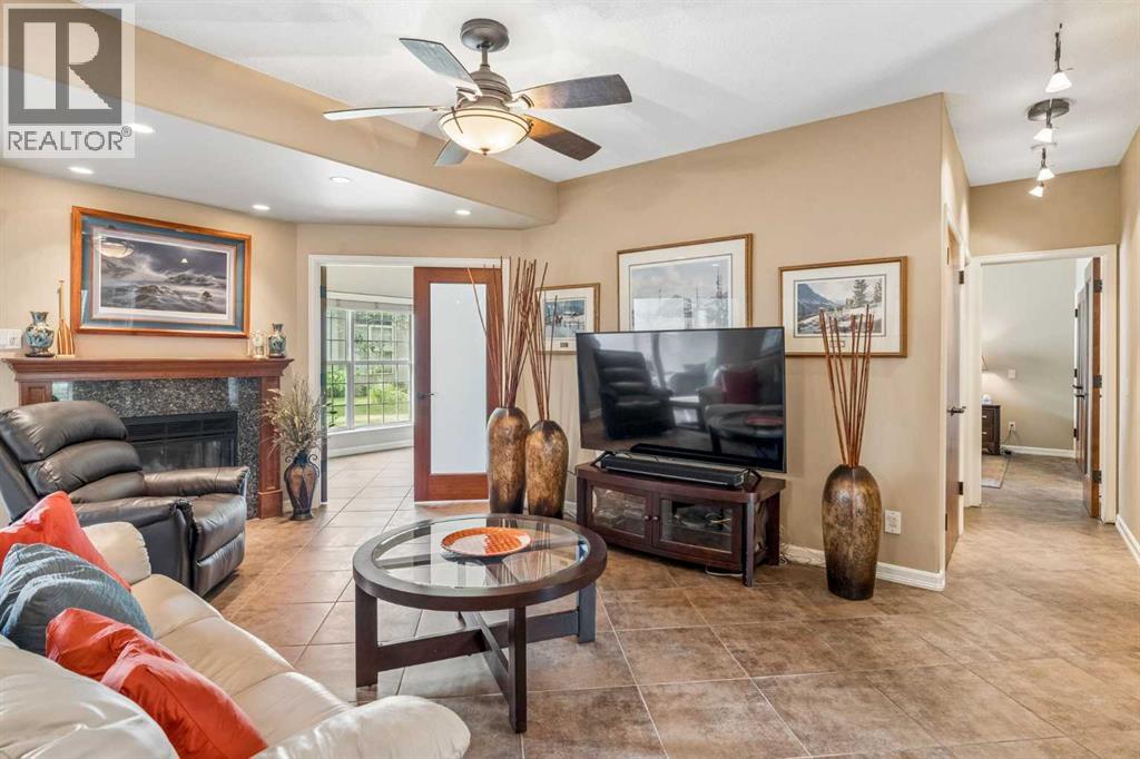 604, 1997 Sirocco Drive SW