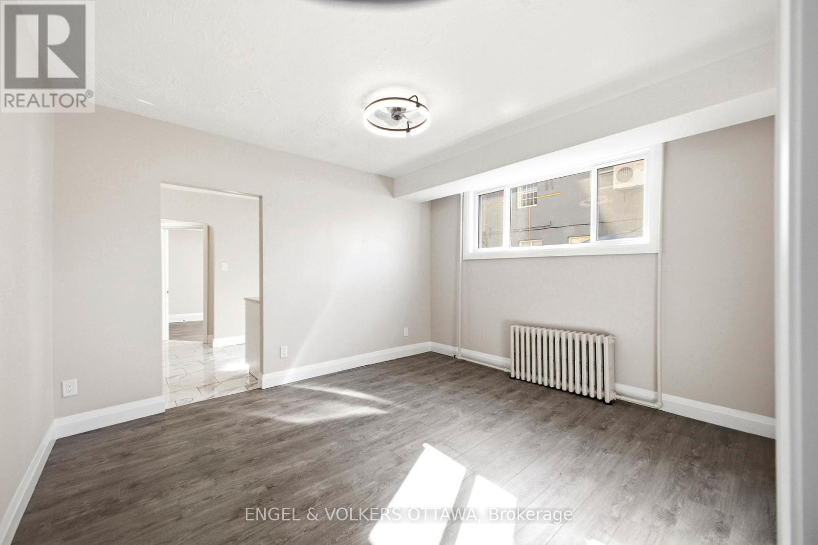 287 ST LAURENT BOULEVARD
