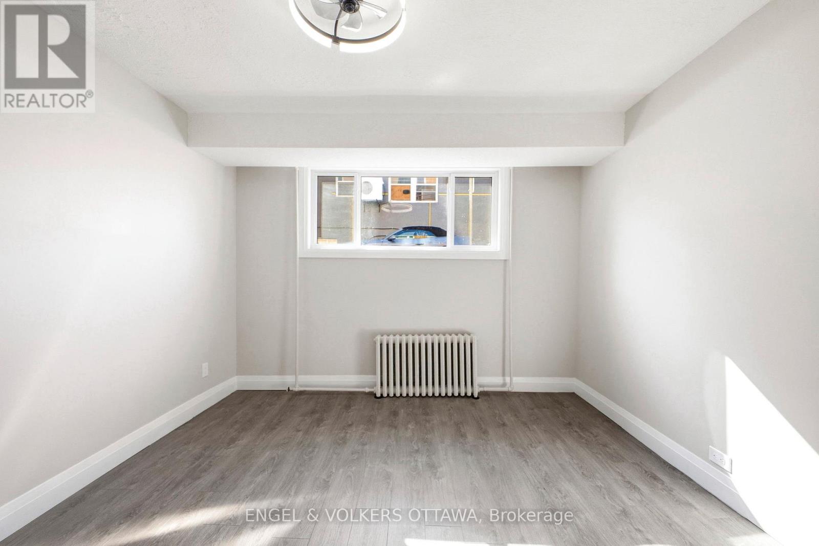 287 ST LAURENT BOULEVARD