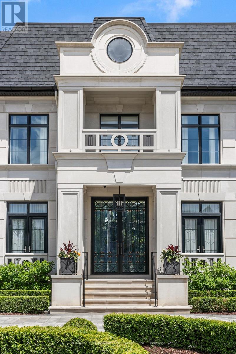61 ORLON CRESCENT