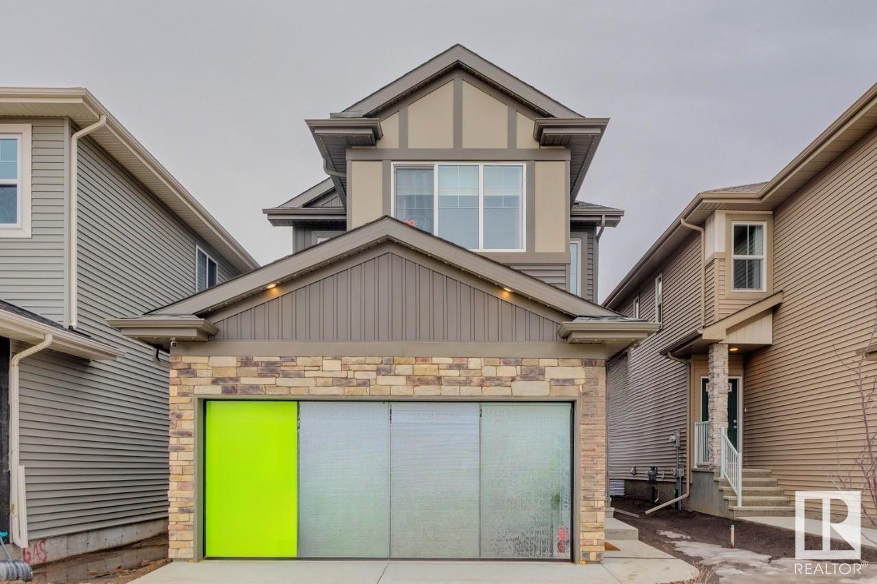 3 ASHBURY CR