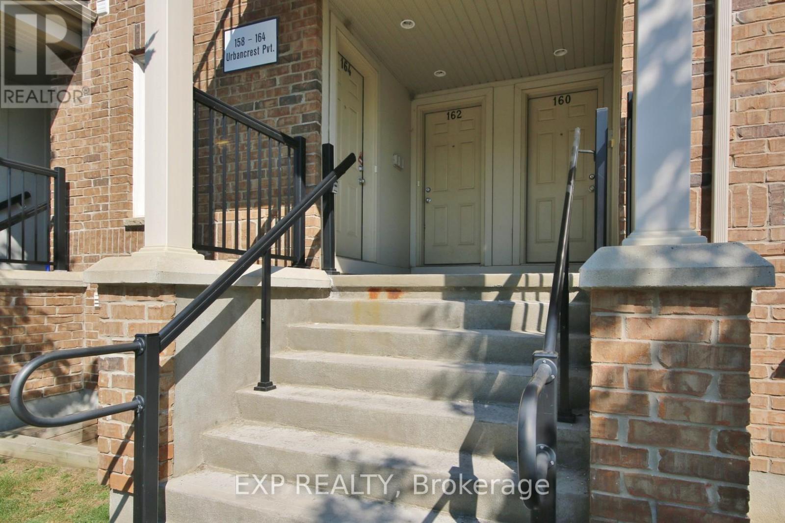 57 - 162 URBANCREST PRIVATE
