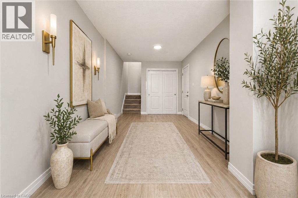 143 ELGIN Street N Unit# 84