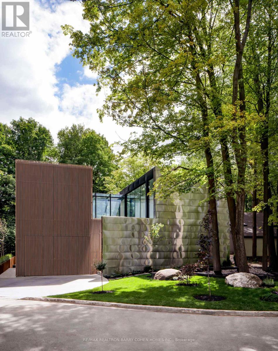7 WAXWING PLACE